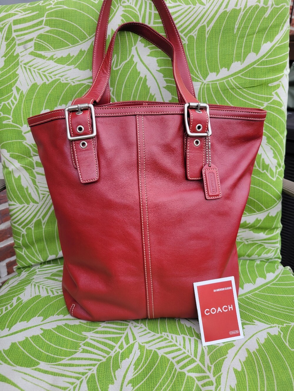 Vintage Coach Hampton Red Leather Shopper Tote Bag with Buckle Straps - Picture 8 of 11